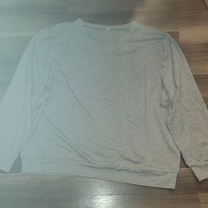 Gray Long Sleeve Sweatshirt
